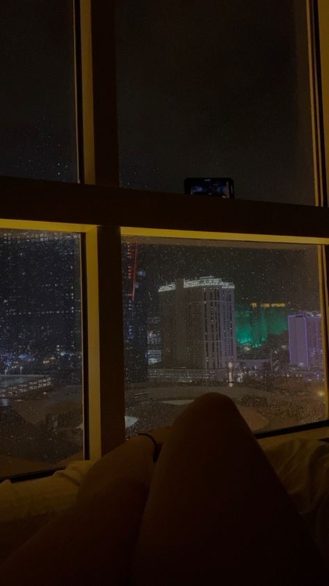 Rainy Vibes, Storm Aesthetic, Rain Night, Weather Storm, Night Rain, Aesthetic Cozy, Rainy Night, Cozy Aesthetic, Anne Marie