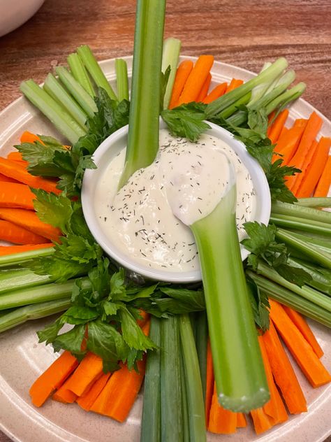 Celery And Carrots Appetizer, Snack Platter Ideas Simple, Celery Snack Ideas, Superhuman Diet, Celery Dip, Simple Platter, Carrot Party, Bunny Diet, Platter Presentation