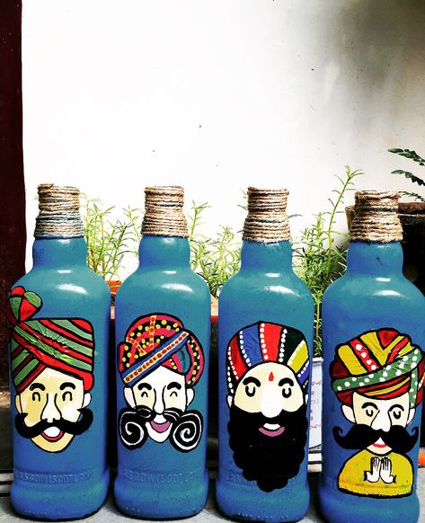 Antique is tradition Paintings On Bottles, Turban Man Painting, Small Bottle Painting, Beer Bottle Art, Man Painting, Bottle Designs, Pot Art, Plastic Bottle Art, Diy Glass Bottle Crafts