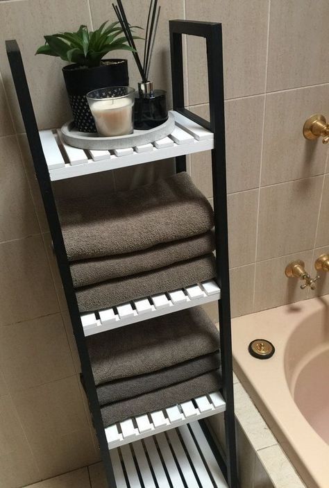 Kmart Bathroom, Diy Bathroom Storage Ideas, Simple Bathroom Remodel, White Bathroom Decor, Diy Bathroom Storage, Bathroom Organization Diy, Bathroom Storage Shelves, Casa Vintage, Bathroom Remodel Shower