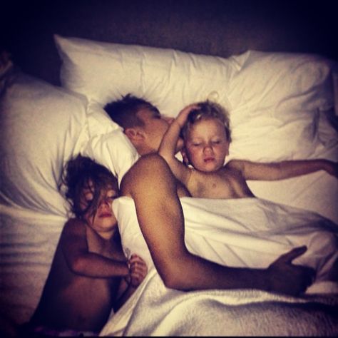 Justin Bieber Sleeping, Jaxon Bieber, Justin Bieber Family, Believe Tour, Justin Bieber Images, Justin Bieber Wallpaper, Justin Bieber Pictures, I Love Justin Bieber, Justin Beiber