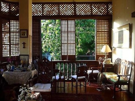 Old Filipino House Interior, Filipino Inspired Interior Design, Filipino Ancestral House, Filipino House Interior, Old Filipino Houses, Filipino House Design, Modern Filipino Architecture, Philippines Architecture, Filipino Houses