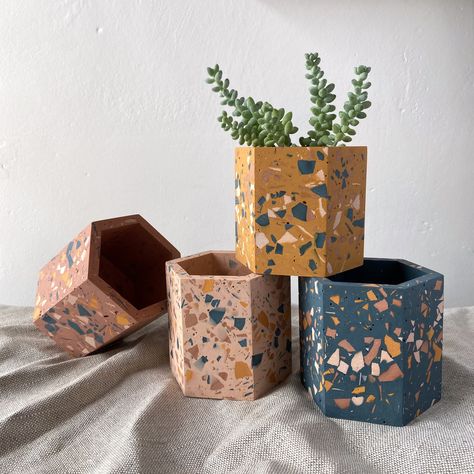 Terrazzo Planter, Cement Pots Diy, Modern Macrame Wall Hanging, Plant Pot Diy, Colour Collection, Diy Ceramic, Cement Pots, Concrete Crafts, Cement Crafts