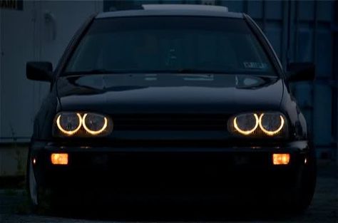 VW MK3 Golf angel eyes headlights Cabrio Vw, Jetta A4, Vw R32, Corsa Wind, Vw Golf 3, Vw Mk4, Vw Corrado, Vw Mk1, Vw Rabbit