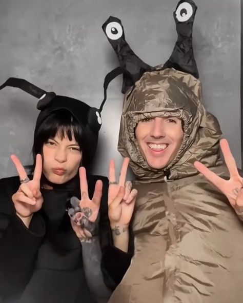 Oli Sykes And Alissa Salls, Alissic Salls, Oli Skyes, Alissa Salls, Drop Dead Clothing, Oli Sykes, Oliver Sykes, Goofy Pictures, I Love My Girlfriend