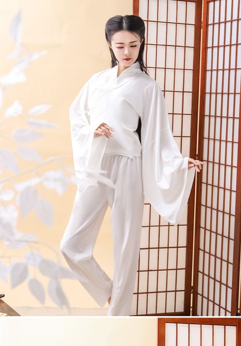 Chinese Pajamas Traditional, Night Wear Pajamas, Hanfu Women, Women Pajamas, Style Tops, Night Wear, Chinese Traditional, Pajamas Women, Chinese Style