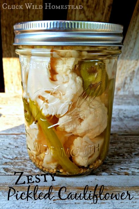 Spicy Pickled Cauliflower, Apocalypse Food, Pickled Brussel Sprouts, Quick Pickled Vegetables, Easy Pickling Recipes, Pickled Vegetables Recipe, Pickled Cauliflower, Spicy Cauliflower, Home Canning Recipes