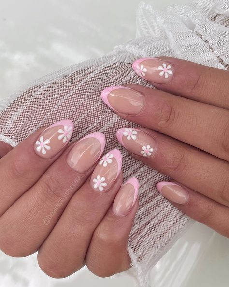 the cutest pink flower nails 🌸 #nails #nailsofinstagram #nails #nailideas #nailinspiration #glitternails #nailsnailsnails #nailinspo #nailart #nailsoftheday #nailstyle #nailsart #nailtrends #nailtrend #nailsmagazine #nailpolish #naildesigns #almondnails #almondnailshape #flowernailart #flowernails #floralnails #floralnailart🌸 #pinknails #colorfulnails #flowernail #frenchtip #frenchtipnails #frenchtips #frenchtipsnails #frenchnails Pink Tip Nails With Flowers, White French Tip With Pink Flowers, French Nails With Pink Flowers, Pink French Tip Nails With Flower, French Tip With Flowers, Nails With Flowers, Pink Flower Nails, Pink Tip Nails, Nailinspo Nailart