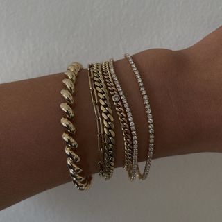 Kinn (@kinnstudio) • Instagram photos and videos Italian Gold Chain, Italian Gold Jewelry, Chris Evert, Metal Workshop, Diamond Tennis Bracelet, Box Clasp, Tennis Player, Tennis Bracelet Diamond, Cute Bracelets