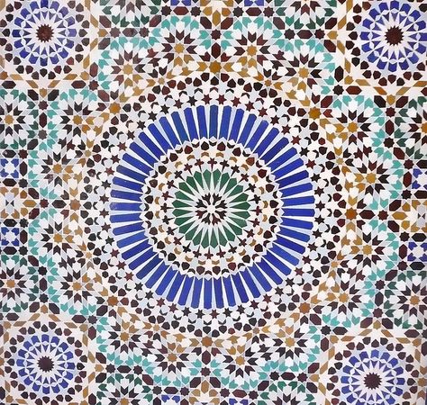 tiles - zellige by balavenise, via Flickr Mathematical Patterns, Stock Patterns, Islamic Geometry, Middle Eastern Art, Mosaic Murals, Islamic Patterns, Arabic Pattern, Moroccan Mosaic, Islamic Art Pattern