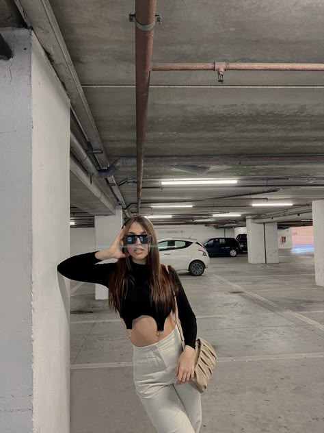 Garage Inspo Pics, Photoshoot Ideas Garage, Garage Shoot Photography, Park Garage Photoshoot, Parking Garage Photo Shoot Ideas, Garage Poses Instagram, Instagram Parking Garage Pics, Garage Parking Lot Photoshoot, Photoshoot Ideas Parking Garage