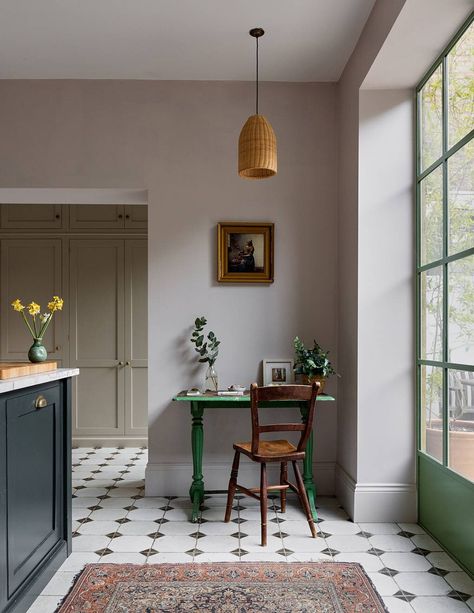 Sophie Dahl, Crittal Windows, Devol Kitchens, China Clay, London Townhouse, London House, Little Greene, House Garden, Interior Trend