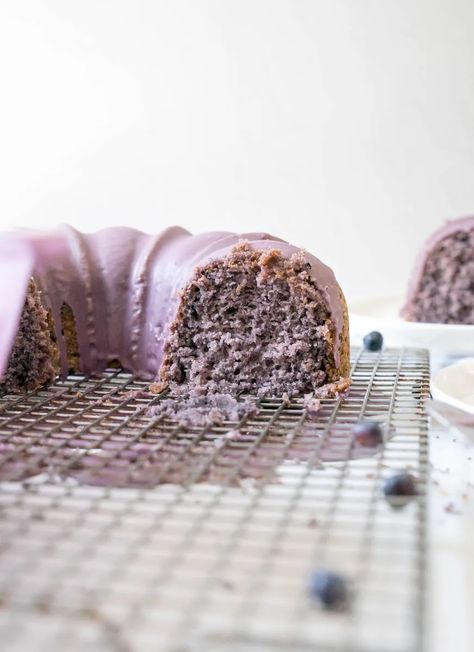 Old Fashion Blueberry Donut Bundt Cake - cake babe Donut Bundt Cake, Blueberry Bundt Cake Recipes, Blueberry Glaze, Blueberry Cake Donuts, Blueberry Bundt Cake, Blueberry Donuts, Blueberry Cupcakes, Donut Cake, Blueberry Coffee Cake