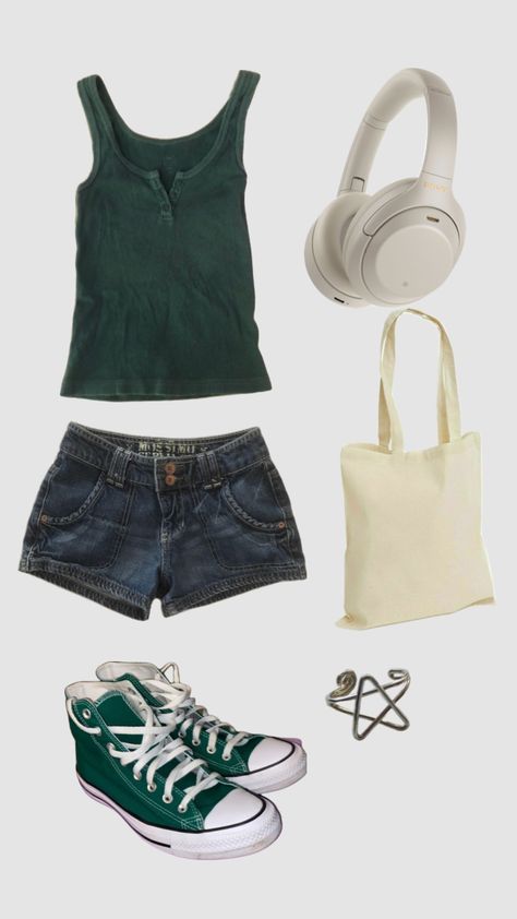 Dark Green Summer Outfit, Slytherin Summer Outfit, Green Outfit Aesthetic Summer, Gilmore Girls Summer Outfits, Summer Movie Outfit, Green Outfits Summer, Summer Camp Fits, Green Converse Outfit, Indie Summer Outfits