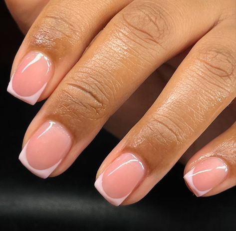 Short Natural Shape Nails, Pink French Tip Nails Natural Nail, French Tip Acrylic Nails Natural, Natural French Tip Acrylic Nails, Gel On Short Nails Natural, Tan Short Nails, Gel Mani Short Nails Natural, Natural Overlay Nails, Natural Nail Inspo Short