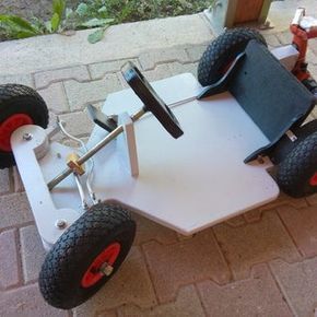 Wooden Go Kart, Soap Box Cars, Go Karts For Kids, Pallet Kids, Go Kart Frame, Homemade Go Kart, Skateboard Wheel, Diy Go Kart, Wood Projects For Kids