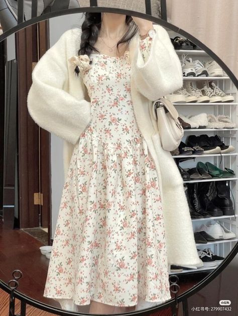 Modest Girly Outfits, Coquette Outfits, Mode Turban, Cute Modest Outfits, Cottagecore Outfits, Church Outfits, Modest Fashion Outfits, Fits Inspo, Feminine Outfit