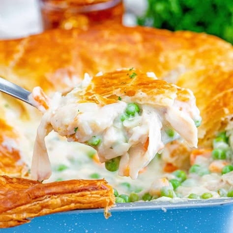 Puff Pastry Chicken Pot Pie ( Video) Puff Pastry Recipes Chicken Pot Pies, Chicken Pot Pie With Pastry Sheets, Phyllo Chicken Pot Pie, Phyllo Chicken Recipes, Puff Pastry Meals Main Dishes, Pot Pie Recipe Puff Pastry, Puff Pastry Pot Pie Chicken, Chicken Pot Pie With Puff Pastry, Chicken Pot Pie Recipe Phyllo Dough