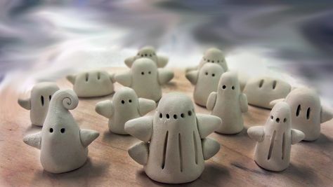 small porcelain ghost kiln gods Kiln God, Ceramic Kiln, Ceramic Ideas, Pottery Classes, Project Inspiration, Working Late, Art Project, Kiln, Art Projects