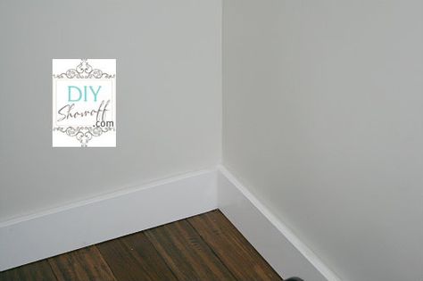 Easy baseboards (no mitered cuts) 1x6 Baseboard Trim, Bathroom Baseboard, Diy Baseboards, Baseboard Styles, Easy Home Improvement Projects, Baseboard Trim, Diy Shows, Floor Trim, Diy Installation