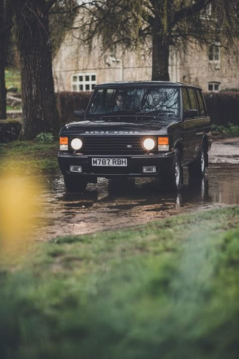 Old Range Rover, 90s Range Rover, Range Rover Old Model, 2000s Range Rover, Range Rover Vogue Black, Range Rover 1970, Best 4x4, Range Rover Classic, Range Rover Evoque