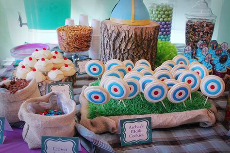 Treats at a Brave Party #braveparty #treats Brave Birthday Party Ideas, Merida Birthday Party, Hens Night Ideas, Brave Birthday Party, Brave Party, Braves Party, Disney Brave, Merida Brave, Disney Princess Party