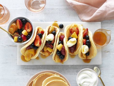 Pancake Tacos Pancake Tacos, Caramelized Fruit, Pancake Tuesday, Easy Pancake, Nutrition Meal Plan, Easy Home Recipes, Taco Mix, Heart Healthy Eating, Taco Ingredients