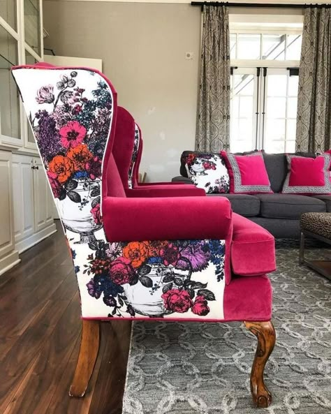 Floral Armchair, Wing Chairs, Pouf Design, Funky Chairs, Reupholster Furniture, Funky Home, Upholstery Ideas, Funky Home Decor, Chair Ideas