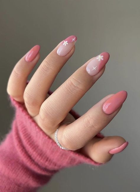 Pink Flower Nails, Pink White Nails, Fake Nails White, Easy Nails, Blue Nail, Round Nails, Spring Nail Art, Stick On Nails, Nailed It