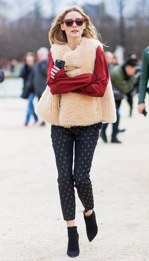 March 5, 2016 Shearling Vest Outfit, Olivia Palermo Street Style, Pfw Street Style, Estilo Olivia Palermo, Olivia Palermo Lookbook, Olivia Palermo Style, Vest Outfit, Polka Dot Pants, Shearling Vest