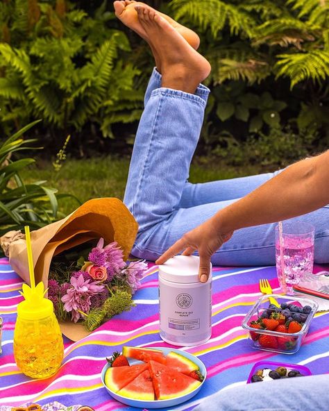 Can you believe it’s July? 😱 I think some colourful picnic vibes are in order to soften the shock of this year whizzing by. ☀️ ⠀⠀⠀⠀⠀⠀⠀⠀⠀ ⠀⠀⠀⠀⠀⠀⠀⠀⠀ Picnic Product Photography, Colourful Picnic, Happy Mammoth, Colorful Picnic, Picnic Photography, Picnic Vibes, Picnic Photoshoot, Picnic Theme, Fun Lifestyle