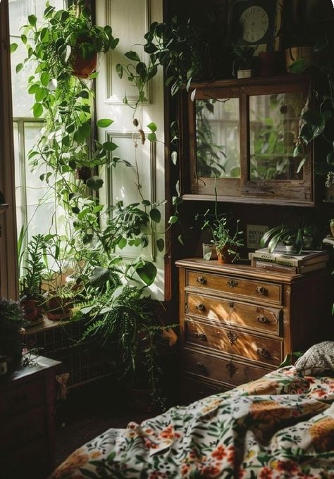 Bedroom Ideas Plants, Living Room Designs India, Vintage Bedroom Ideas, Cottagecore Home, Cosy Room, Bohemian Life, House Vibes, Interiors Dream, Bedroom Plants