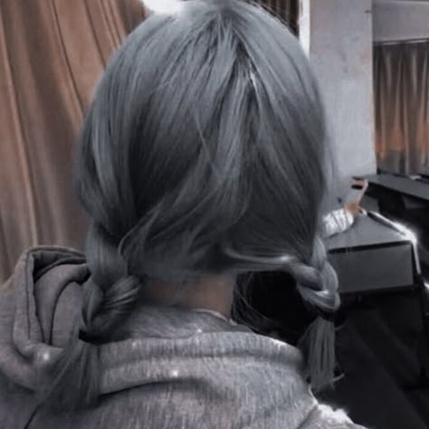 Dark Grey Hair Aesthetic, Grey Hair Aesthetic Faceless, Grey Hair Shades, Gray Hair Aesthetic, Silver Hair Aesthetic, Grey Hair Aesthetic, Gray Blue Hair, Grey Hair Colour, Dark Gray Hair