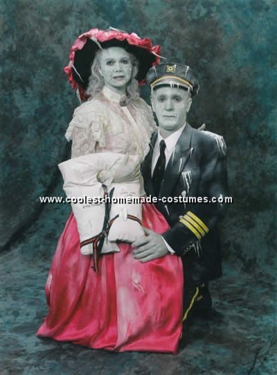 Take a look at the coolest homemade Titanic costumes submitted to our annual  Halloween Costume Contest. You'll also find the most amazing photo gallery of homemade costumes, how-to tips, and loads of Halloween party ideas. Shipwreck Costume, Titanic Couple, Haunt Actor, Titanic Victims, Homemade Costume Ideas, Titanic Costume, Halloween Costume Inspiration, Diy Halloween Games, Couple Costume