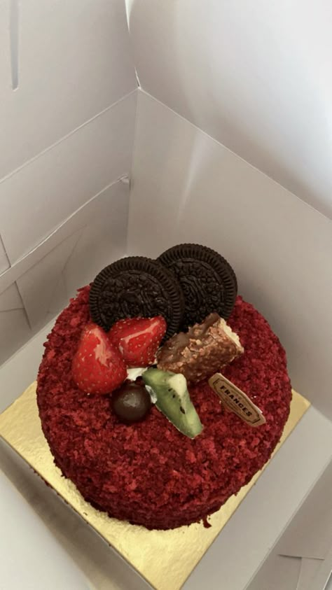 Coffee Bakery, Birthday Aesthetic, Cake Bakery, Kue Ulang Tahun, Pretty Birthday Cakes, Bday Cake, Bakery Cakes, Chocolate Ice Cream, Ice Cream Cake