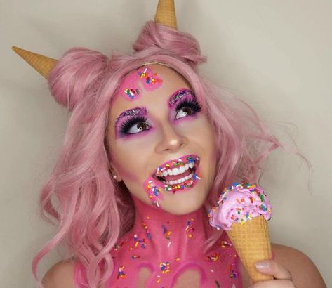 Makeup Clown, Makeup Zombie, Fantasy Make-up, Halloween Make-up Looks, Candy Makeup, Candy Costumes, Creepy Halloween Makeup, Cute Halloween Makeup, Unicorn Makeup