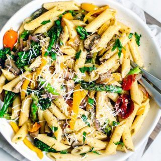 Instant Pot Pasta Primavera - Killing Thyme Easy Instant Pot Pasta, Instant Pasta, Pot Lasagna Recipe, Easy Pasta Primavera, Chicken Primavera Pasta, Instant Pot Lasagna Recipe, Chicken Primavera, Vegeterian Dishes, Ww Pasta