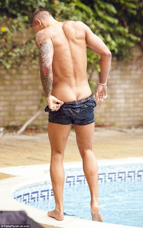 Rear sighting! The tattooed Love Island star turned around and cheekily flashed his bottom... Alex Star, Alex Bowen, Olivia Buckland, Calendar Shoot, Lucky Ladies, Love Island, Swimwear Fashion, Celebrities Male, His Hands