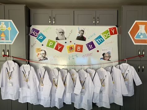 Emily’s Wonder Lab Party, Wonder Lab Birthday, Pharmacy Graduation Gift, Science Party Decorations, Science Birthday Party Ideas, Science Themed Party, Scientist Birthday Party, Scientist Birthday, Science Birthday Party