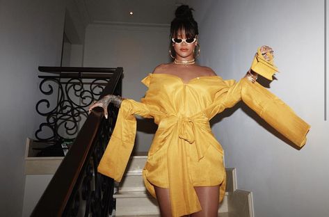 Looks Rihanna, Rihanna Outfits, Rihanna Looks, Rihanna Style, Trendy Swimwear, Rihanna Fenty, Yellow Aesthetic, Mode Inspo, Mellow Yellow