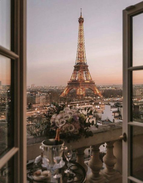 Aesthetic Buildings Wallpaper, Brown Travel Aesthetic, Travel Paris, France Aesthetic, Paris Wallpaper, Relationship Memes, Eiffel Tower, Tower, Paris