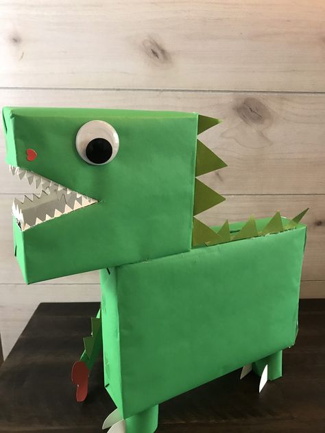 Kids Craft, Valentines Day Craft, Kids Craft With Dinosaurs Diy Valentine's Box, Dino Valentines, Valentines Day Boxes, Valentines Box Ideas, Diy Valentines Box, Dinosaur Valentine, Boxes Craft, Make A Dinosaur, Valentines Day Box