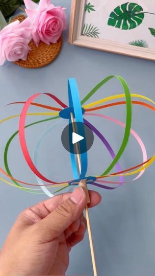 Crafts for kids: DIY paper toy | Learn how to make a shape-shifting toy out of paper strips – perfect for a craft session with your kids! #FunChina #ChildrensDay #Happy #Foryou #artwork... | By China Plus South AfricaFacebook Ks1 Craft Ideas, Summer Crafts For Kids 6-8, Windchimes Diy Kids, Paper Wands Diy, How To Make Paper Games, Crafts For Grade 3 And 4, Crafts For Eight Year Olds, No Glue Crafts, Easy Toys To Make For Kids