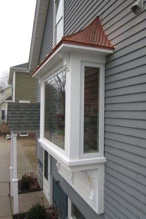 Bay Window Exterior, Modern Kitchen Window, Box Bay Window, Kitchen Garden Window, Bay Window Design, Canopy Bed Ideas, Window Exterior, House Additions, Kitchen Window Design