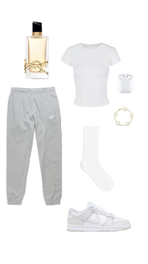 NIKE☑️ Nike Dunk Outfit, Grey Dunks, Nike Dunks Outfit, Dunk Outfit, Outfit Ideas School, Drip Style, Dunks Outfit, Simple Outfits For School, Outfit Zara