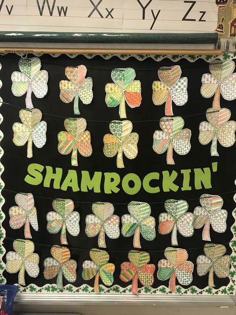 March Bulletin Board Shamrockin’ ☘️ March Bulletin Board Ideas For School, March Bulletin Board Ideas, Mindset Bulletin Board, March Bulletin Board, Shamrock Art, Art Bulletin Boards, Wake Ideas, 3rd Grade Art, Bulletin Board Ideas