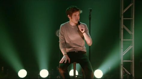 Bo Burnham - Country Song MAKE HAPPY Bo Burnham Make Happy, Green Lighting, People References, Country Song, Bo Burnham, Country Songs, Make Happy, Man Humor, On Stage