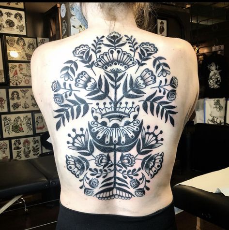 Traditional Tattoo Back Piece, Traditional Back Tattoo, Backpiece Tattoo, Torso Tattoos, Back Piece Tattoo, Flower Tattoo Back, Stomach Tattoos, Tattoo Portfolio, Back Tattoo Women