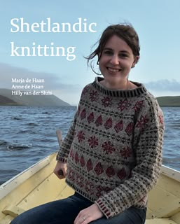 Ravelry: Shetlandic knitting Punto Fair Isle, Maglia Fair Isle, Fair Isle Knitting Patterns, Fair Isles, Colorwork Knitting, Knitting Books, How To Purl Knit, Fair Isle Pattern, Fair Isle Knitting