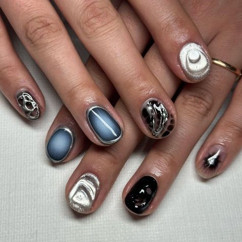 Unique Short Nails Design, Short Cyberpunk Nails, Goth Short Nails, Vivienne Westwood Nails, Men Nails, Dark Nail Designs, Mens Nails, Short Nails Art, Nail Candy